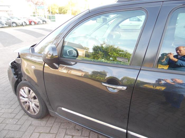 Citroen C3 Picasso 1.6 16V VTI 120 Samochód złomowany (2010, Czarny)
