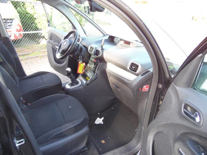 Citroen C3 Picasso 1.6 16V VTI 120 Samochód złomowany (2010, Czarny)