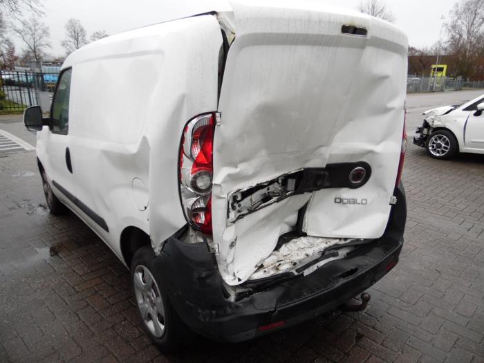 Fiat Doblo Cargo 1.3 D Multijet Épave (2012, Blanc)