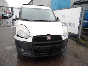Fiat Doblo Cargo 1.3 D Multijet Épave (2012, Blanc)