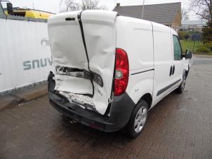 Fiat Doblo Cargo 1.3 D Multijet Épave (2012, Blanc)