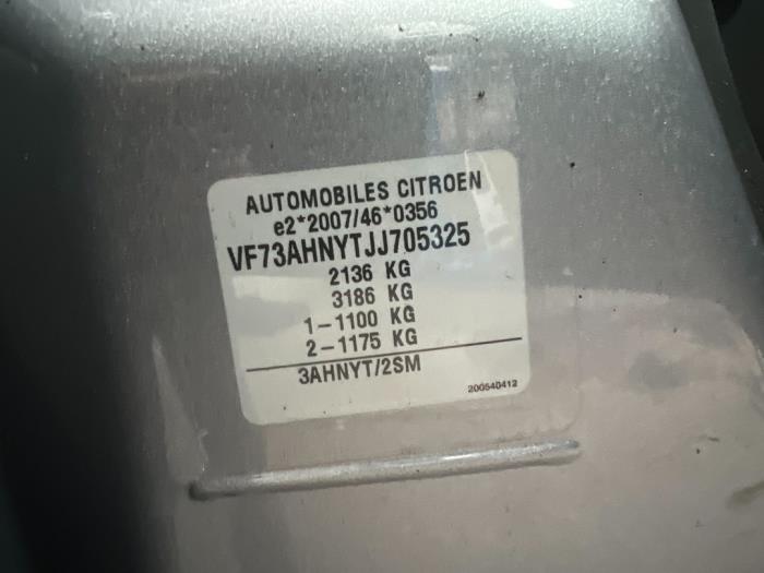 Citroen C4 Spacetourer 1.2 12V PureTech 130 Épave (2018, Gris)