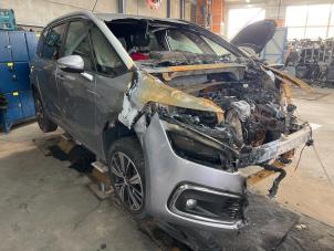 Citroen C4 Spacetourer 1.2 12V PureTech 130 Épave (2018, Gris)