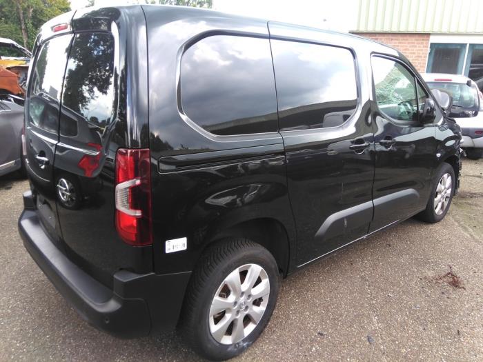 Opel Combo Cargo 1.5 CDTI 130 Schrottauto (2020, Schwarz)