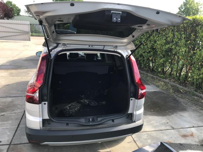 Dacia Jogger 1.0 TCe 110 12V Skrotfordon (2022, GRIJS)
