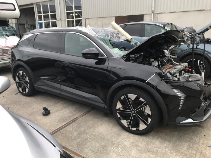 Renault Scenic E-Tech Electric EV60 Schrottauto (2024, Schwarz)