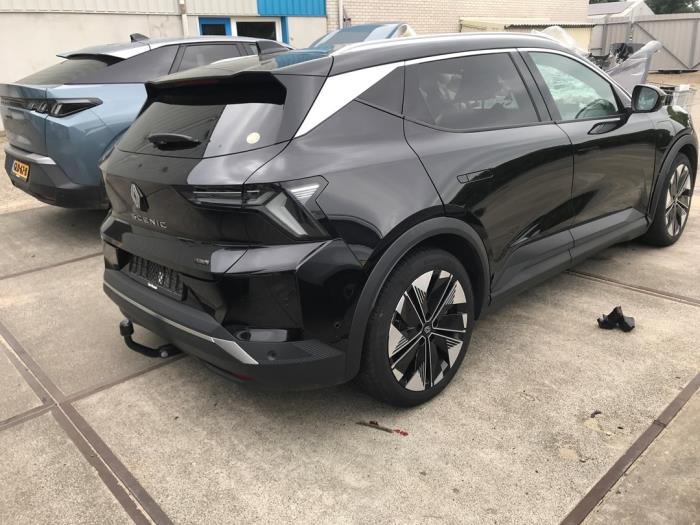 Renault Scenic E-Tech Electric EV60 Schrottauto (2024, Schwarz)
