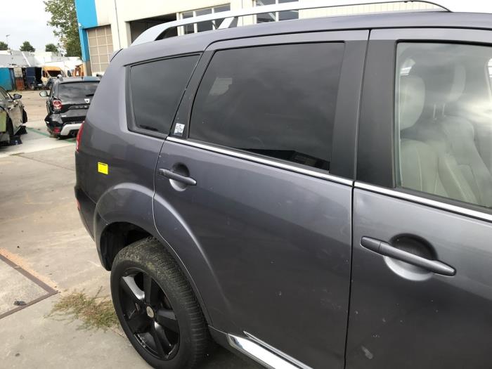 Citroen C-Crosser 2.2 HDiF 16V Damaged vehicle (2011, Gray)