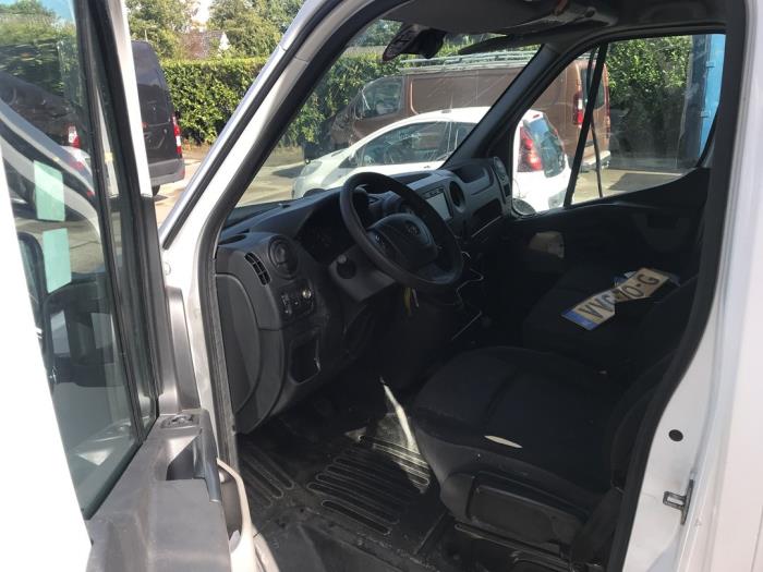 Opel Movano 2.3 BiTurbo 16V Salvage vehicle (2018, White)