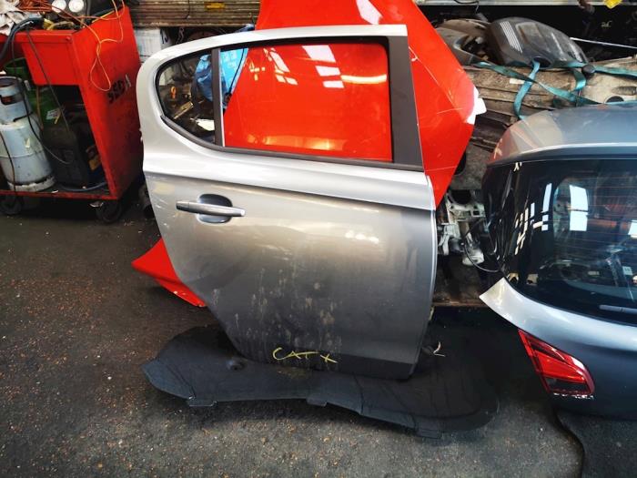 Opel Corsa E 1.4 Turbo 16V Épave (2018, Gris)