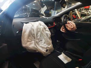 Opel Corsa E 1.4 Turbo 16V Épave (2018, Gris)