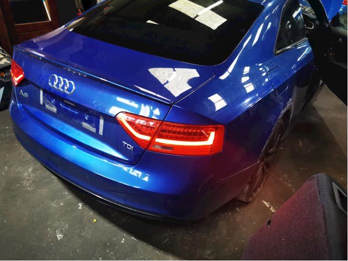 Audi A5 2.0 TDI 16V Épave (2015, Bleu)