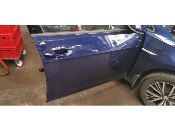 Volkswagen Golf VII 1.5 TSI Evo BlueMotion 16V Samochód złomowany (2018, Metalik, Niebieski)