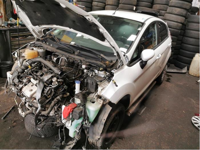 Ford Fiesta 6 1.0 EcoBoost 12V 100 Salvage vehicle (2013, Pink, White)