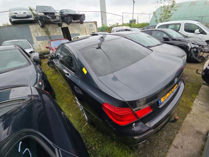 BMW 7 serie 740d 24V Salvage vehicle (2011)