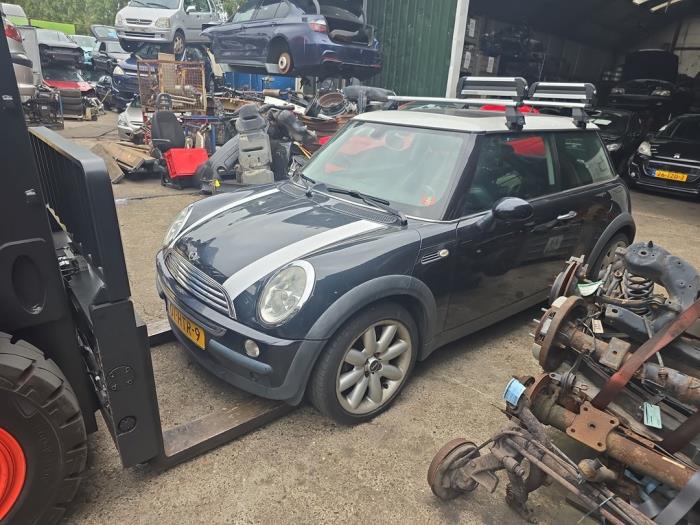 Mini Mini Skrotfordon (2003, ZWART WIT)