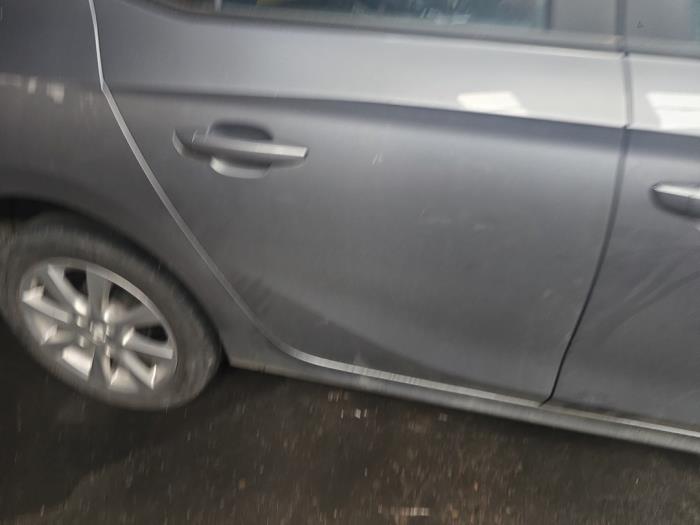 Opel Corsa F 1.2 12V 75 Vehículo de desguace (2021, Gris)