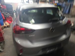 Opel Corsa F 1.2 12V 75 Vehículo de desguace (2021, Gris)