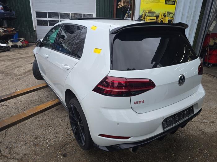 Volkswagen Golf VII 2.0 GTI 16V Performance Package Samochód złomowany (2018, Bialy)
