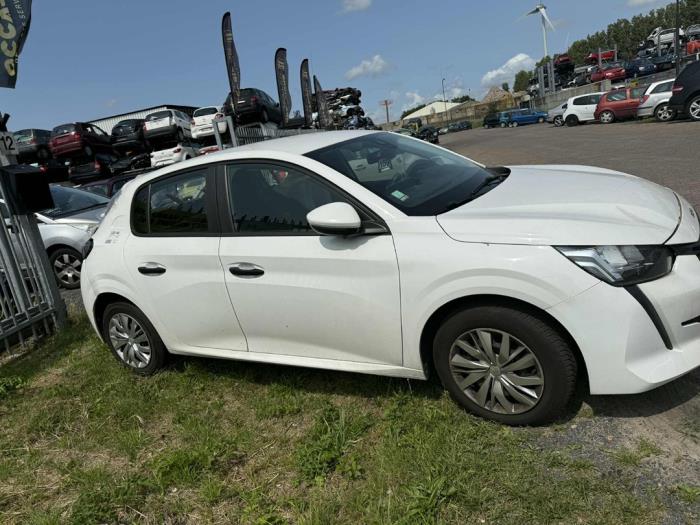 Peugeot 208 II 1.5 BlueHDi 100 Vehículo de desguace (2020, Blanco)