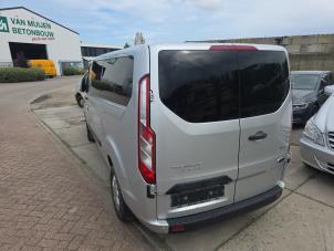 Ford Transit Custom 2.0 TDCi 16V Eco Blue 105 Vehículo de desguace (2018, Gris plateado, Moondust)