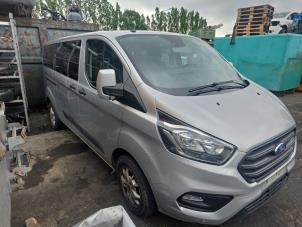 Ford Transit Custom 2.0 TDCi 16V Eco Blue 105 Vehículo de desguace (2018, Gris plateado, Moondust)