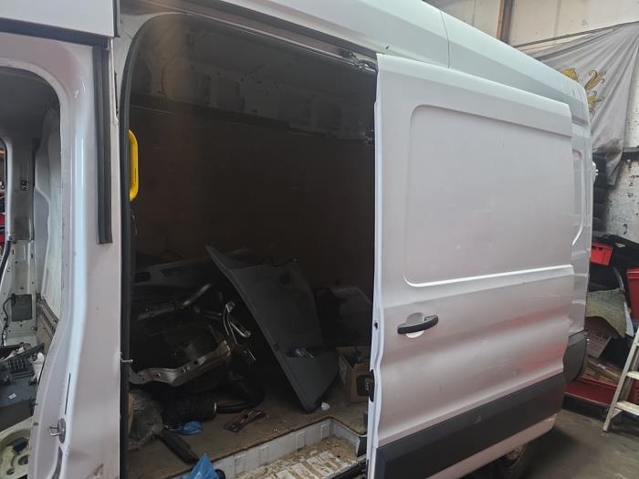 Ford Transit 2.2 TDCi 16V  (Épave)