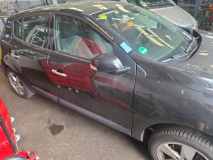 Renault Megane III Berline 1.4 16V TCe 130 Vehículo de desguace (2010, Negro)