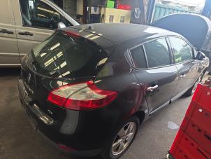Renault Megane III Berline 1.4 16V TCe 130 Vehículo de desguace (2010, Negro)