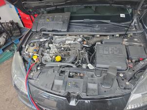 Renault Megane III Berline 1.4 16V TCe 130 Vehículo de desguace (2010, Negro)