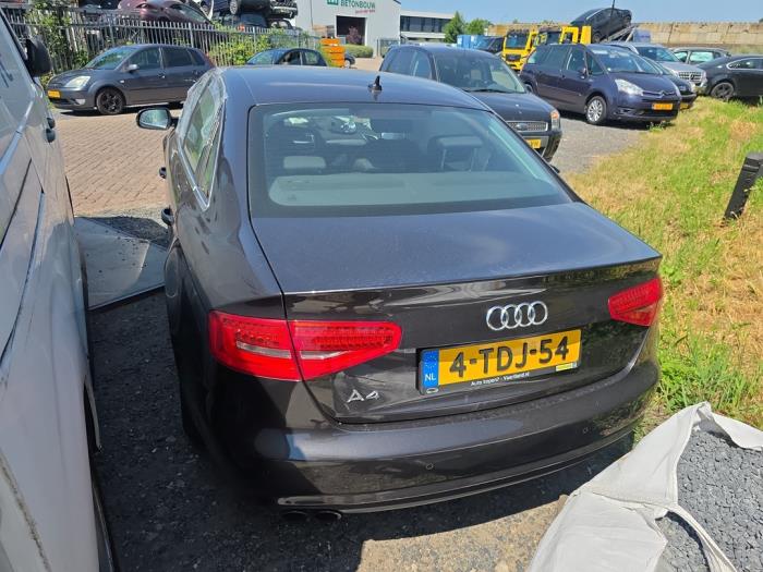 Audi A4 1.8 TFSI 16V  (Épave)