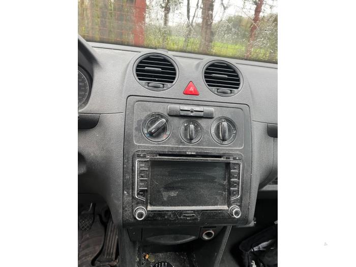 Volkswagen Caddy III 1.9 TDI Schrottauto (2010, Granit)
