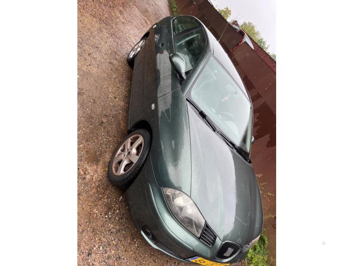 Seat Ibiza III 1.4 16V 100 Schrottauto (2002, Grün)