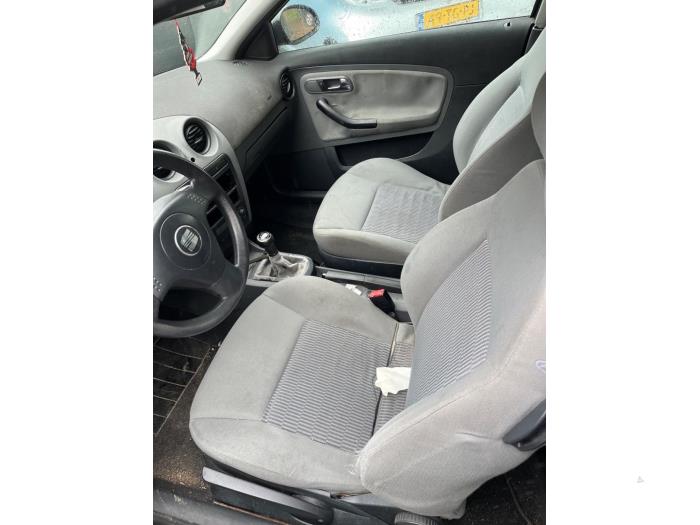 Seat Ibiza III 1.4 16V 100 Schrottauto (2002, Grün)