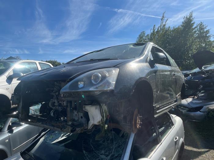 Honda Civic 1.4 16V Schrottauto (2005, Schwarz)