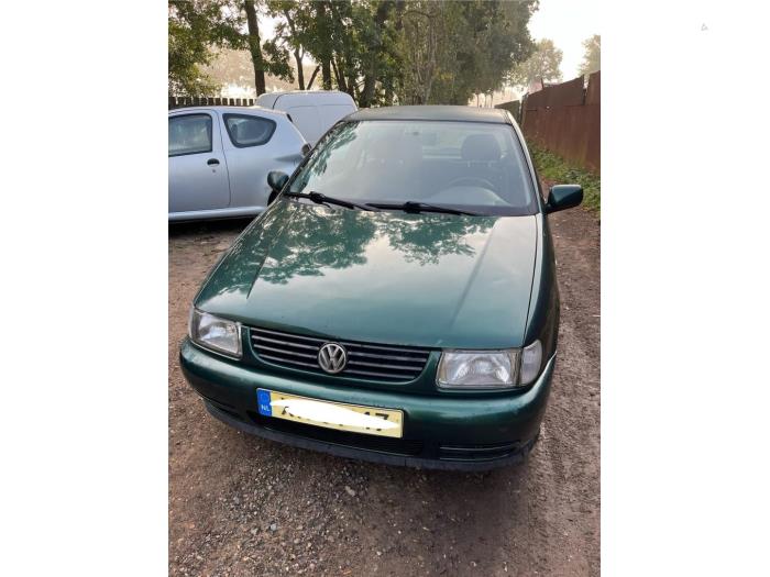 Volkswagen Polo III 1.4i 60 Skrotfordon (1998, GROEN)