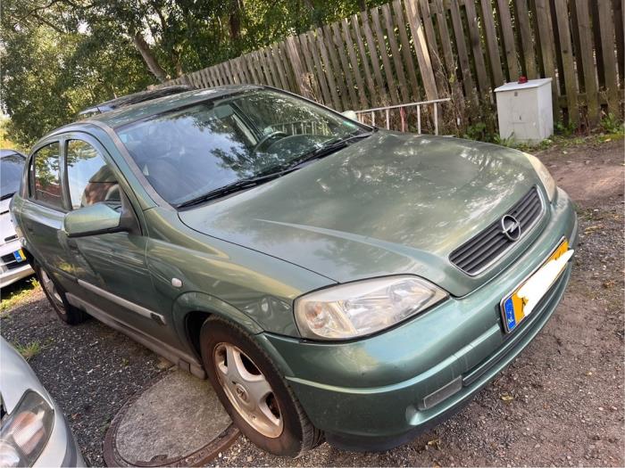 Opel Astra G 1.8 16V Samochód złomowany (1998, Zielony)