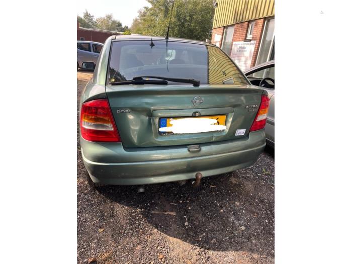 Opel Astra G 1.8 16V Samochód złomowany (1998, Zielony)
