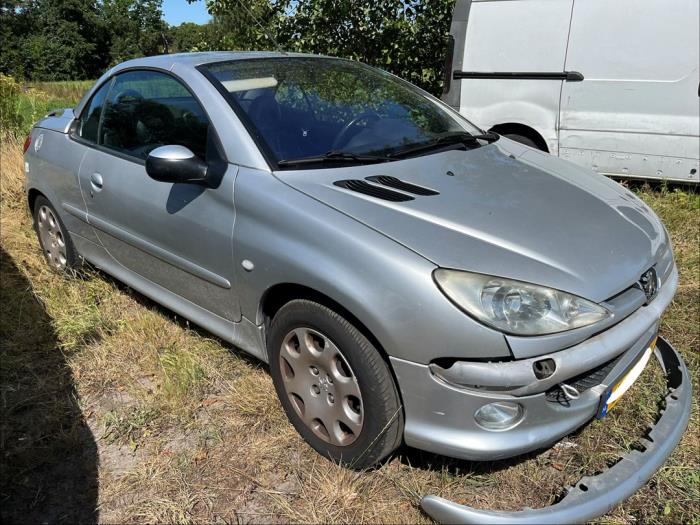 Peugeot 206 CC 1.6 16V  (Rozbiórka)