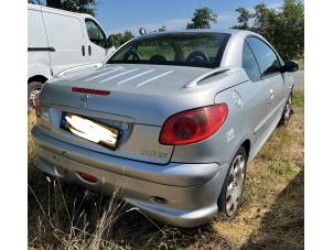 Peugeot 206 CC 1.6 16V Vehículo de desguace (2003, Gris)