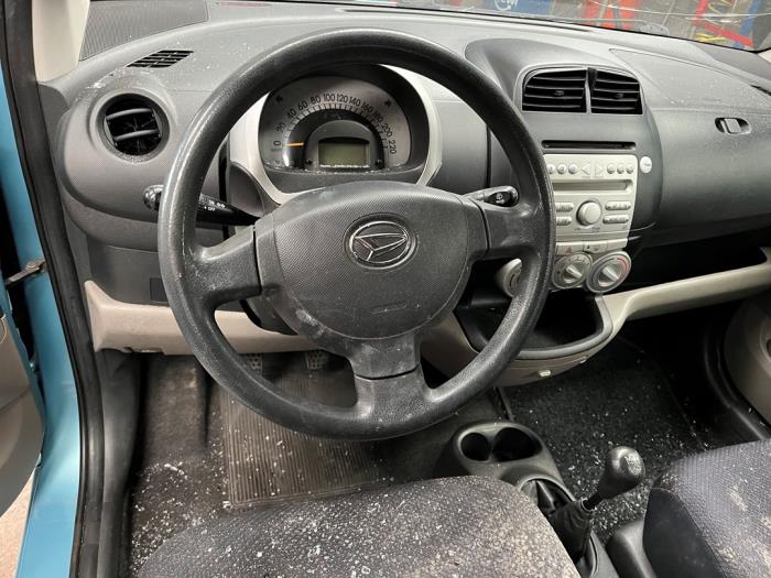 Daihatsu Sirion 2 1.0 12V DVVT Vehículo de desguace (2006, Azul)