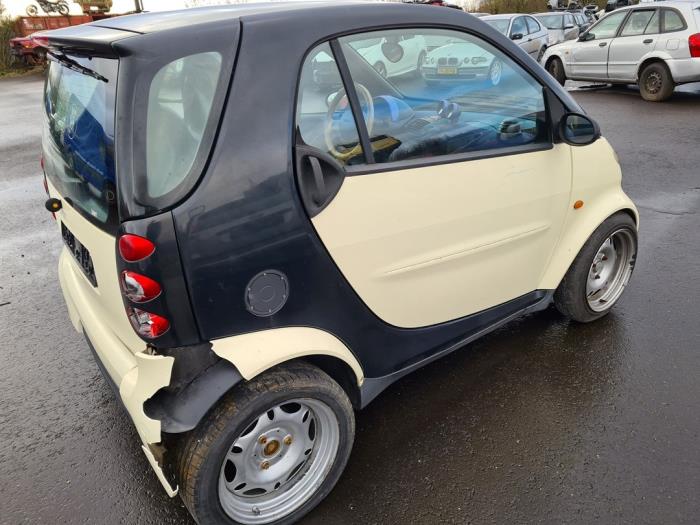 Smart City Coupé (1998-2002) - boîte à fusibles - Schémas de boîtes à