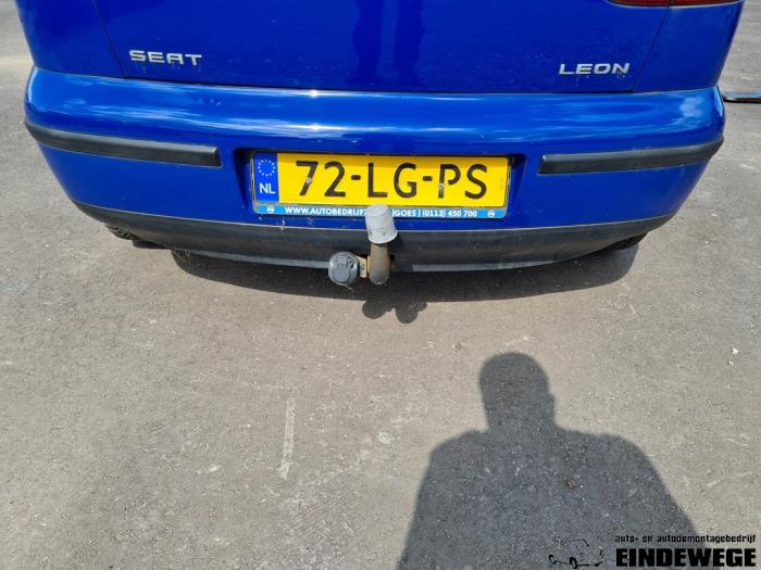 Seat Leon 1.6 16V Salvage vehicle (2003, Blue)
