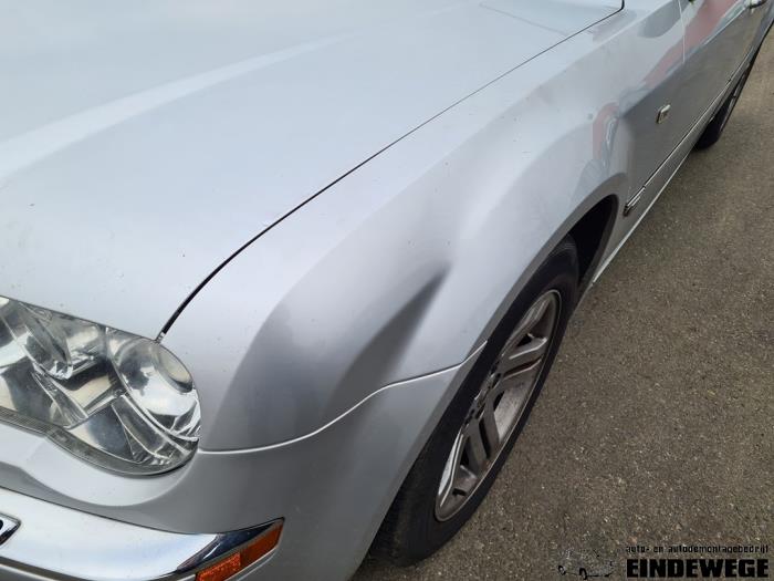 Chrysler 300 C 3.5 V6 24V Épave (2006, Gris)