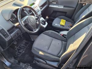 Mazda 5 2.0i 16V Samochód złomowany (2006, Szary)