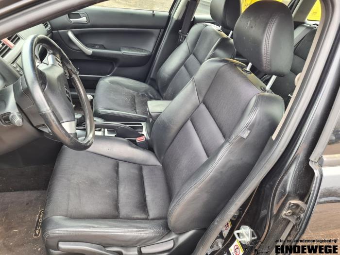 Honda Accord Tourer 2.0 i-VTEC 16V Épave (2004, Noir)