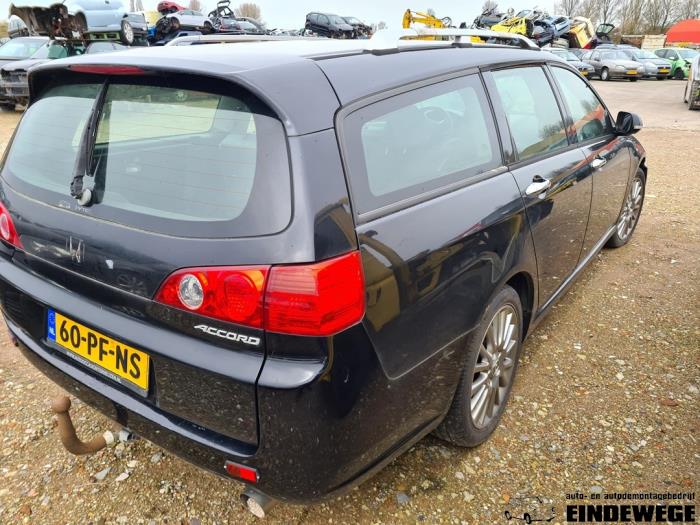 Honda Accord Tourer 2.0 i-VTEC 16V Épave (2004, Noir)