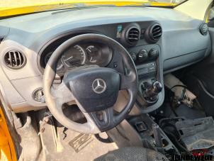 Mercedes Citan 1.5 108 CDI Épave (2016, Jaune)