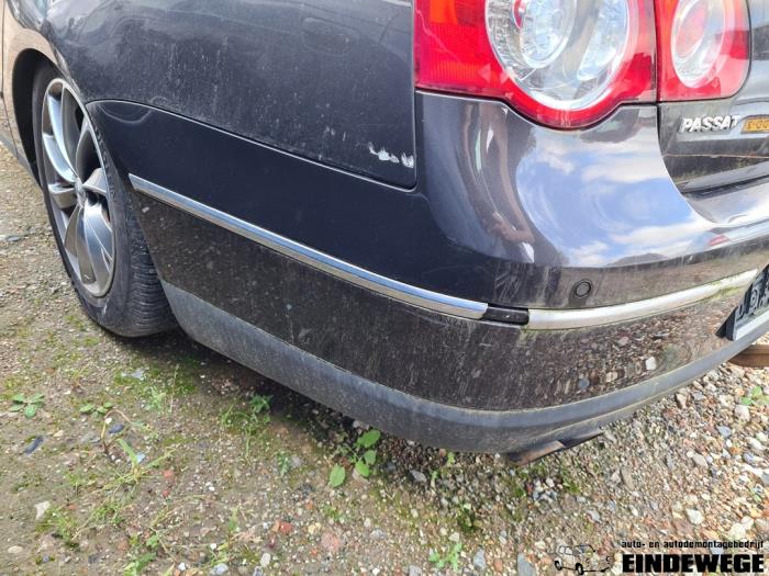 Volkswagen Passat 2.0 FSI 16V Samochód złomowany (2007, Brazowy)