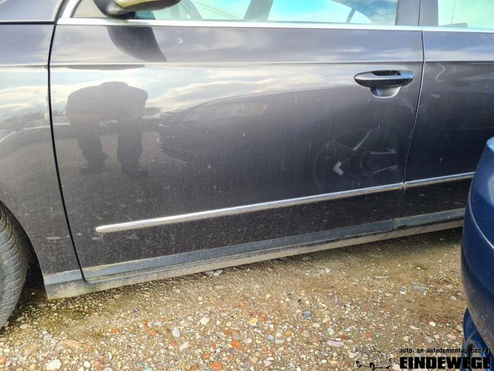 Volkswagen Passat 2.0 FSI 16V Samochód złomowany (2007, Brazowy)